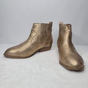 Universal Thread Gold Metallic Western Booties
